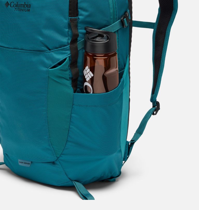 triple canyon 24l backpack
