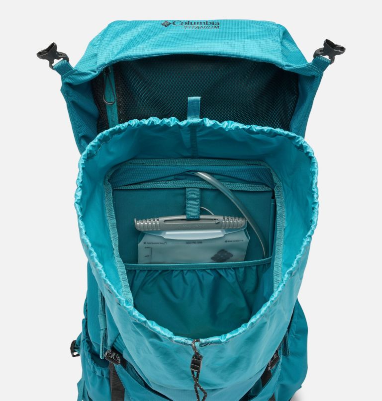 triple canyon 60l backpack