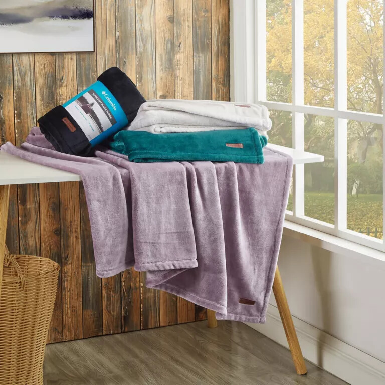 columbia plush throw