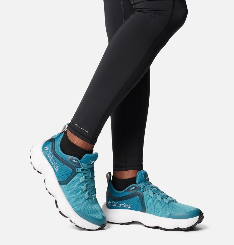 women escape thrive titanium shoe
