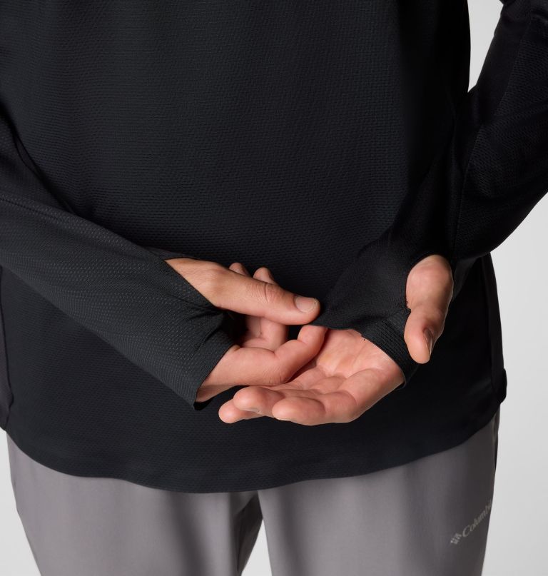 men three pitch half zip shirt