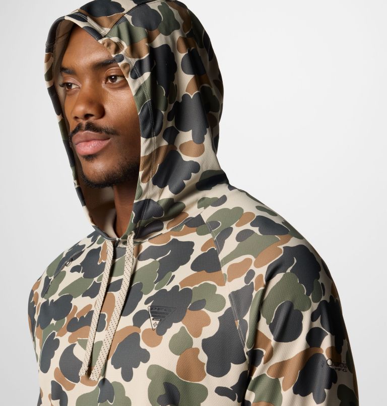 men pfg wild cast camp hoodie