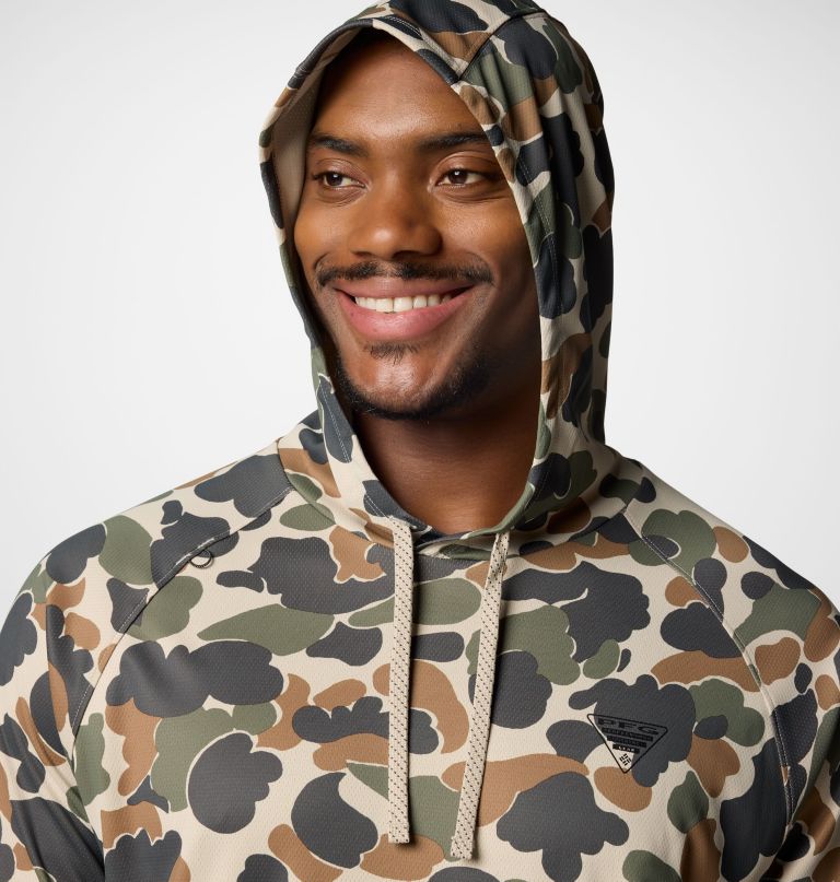 men pfg wild cast camp hoodie