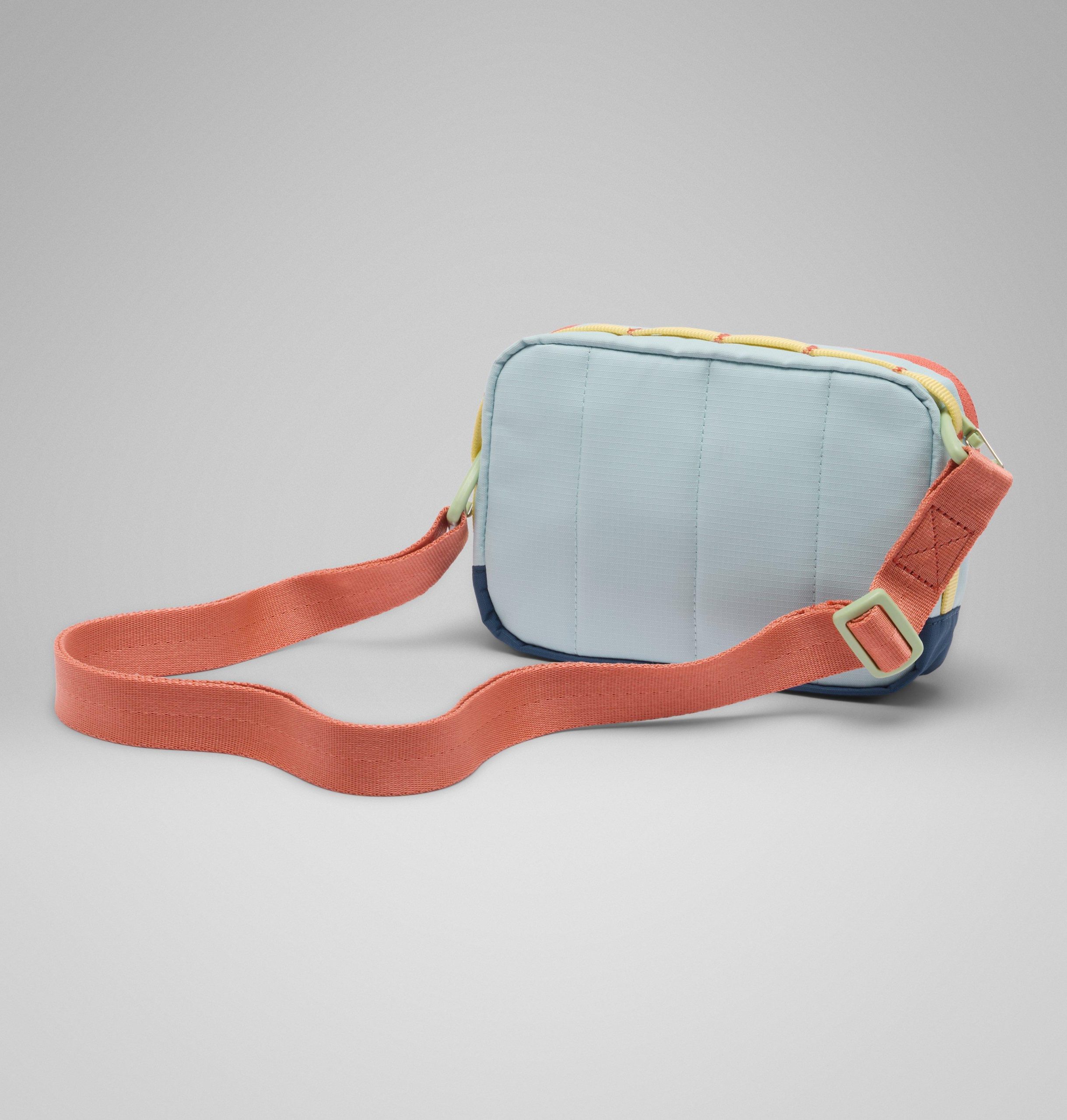 csc x disney pfg crossbodytas