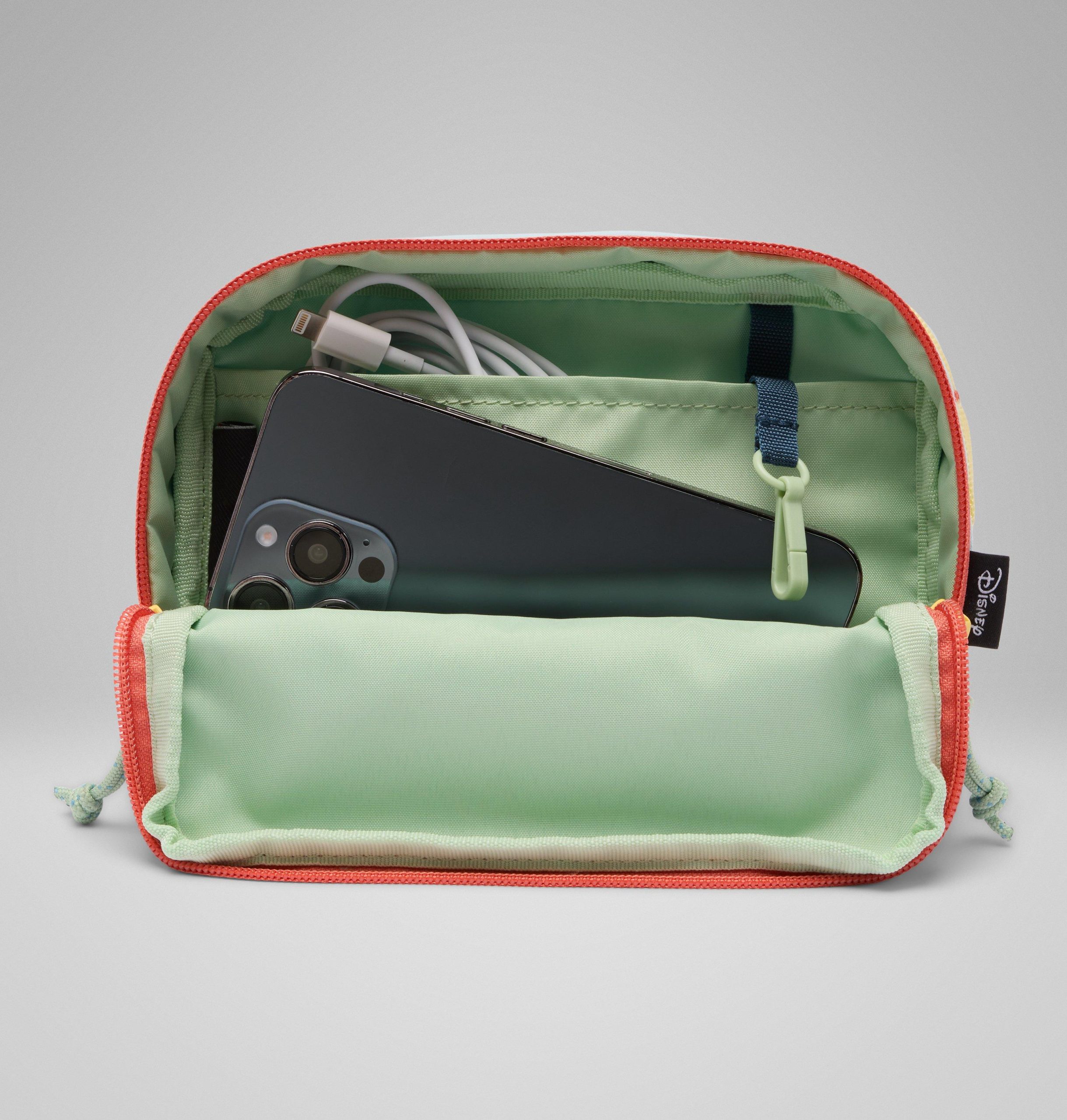 csc x disney pfg crossbodytas