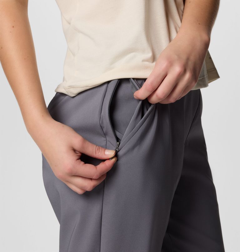 women all seasons pull-on pants