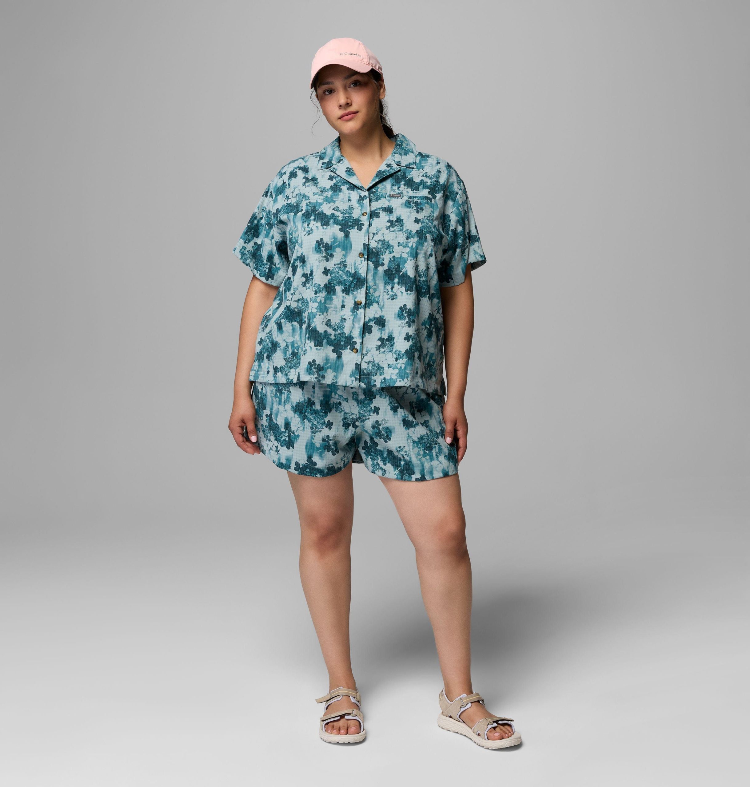 dames zijn dol op zomerse shorts met print - plus size