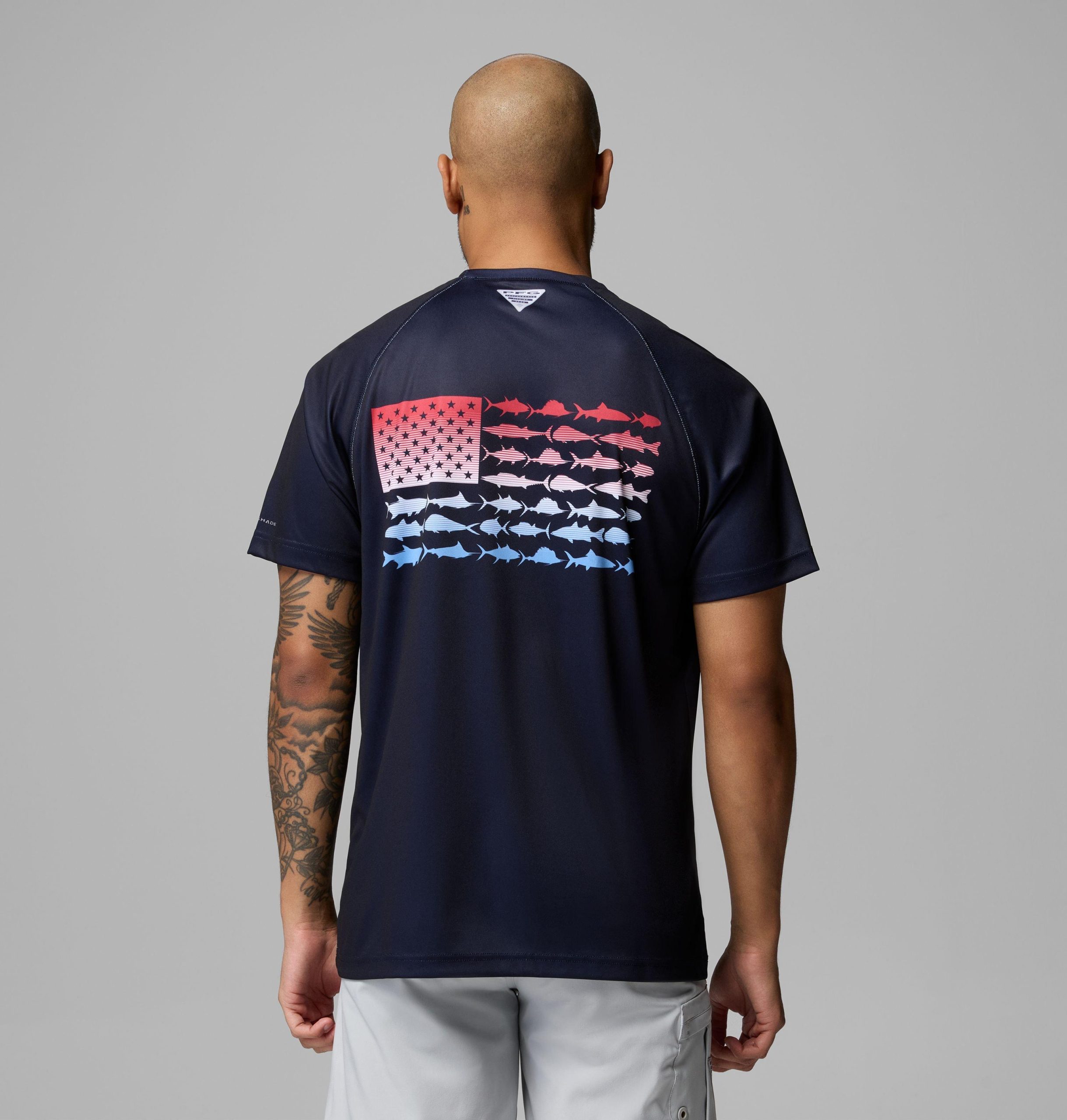 heren pfg deep waves graphic shirt met korte mouwen