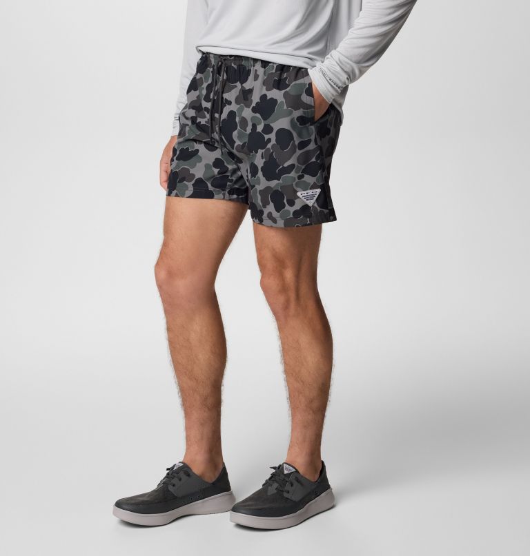 men pfg rambler printed water shorts
