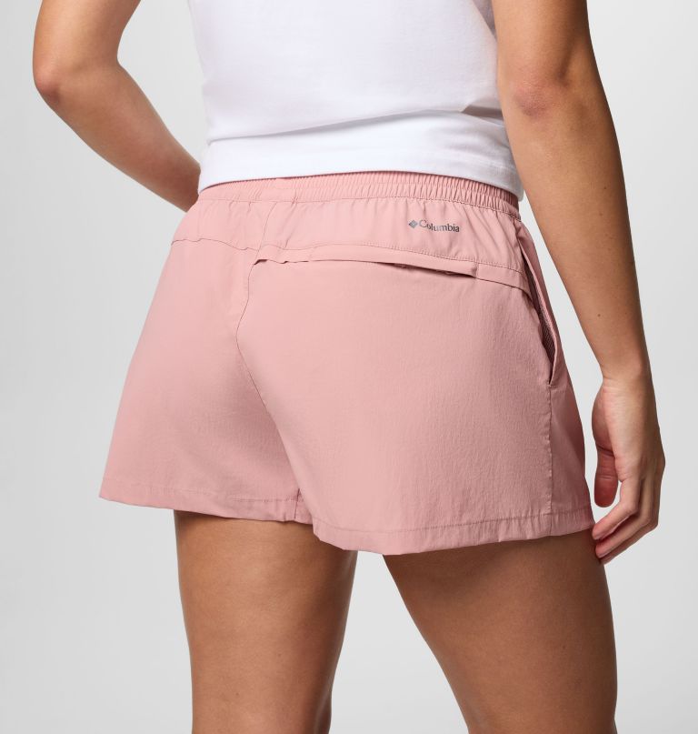women boundless trek active shorts