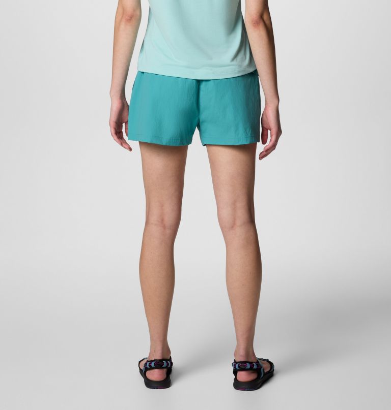 women boundless trek active shorts