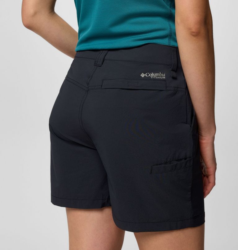 women summit valley shorts ii