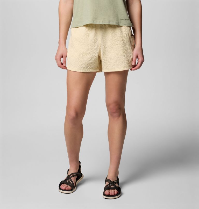 women sucker for summer shorts