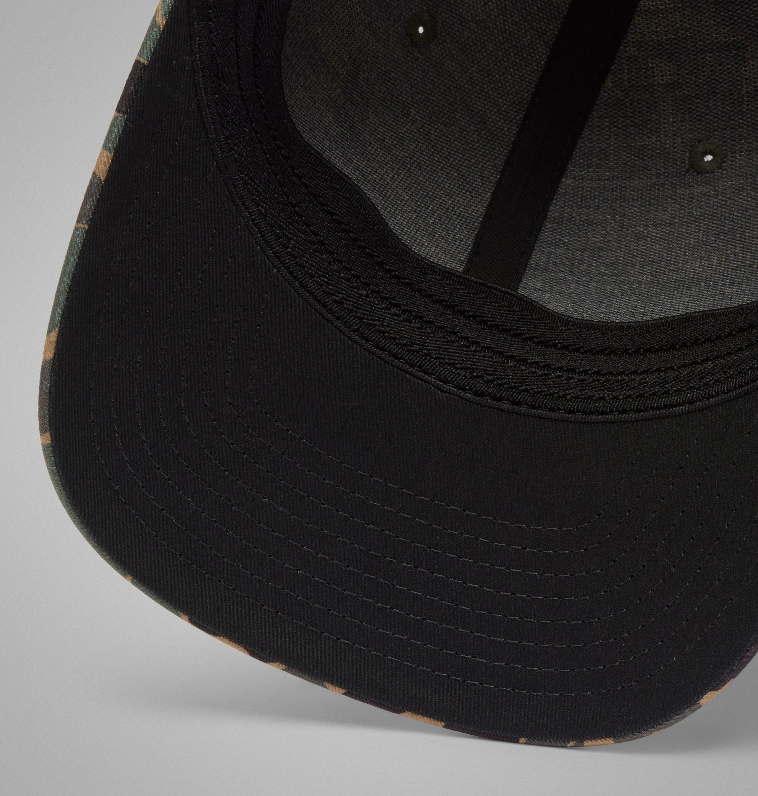 collegiate phg camo mesh baseballpet