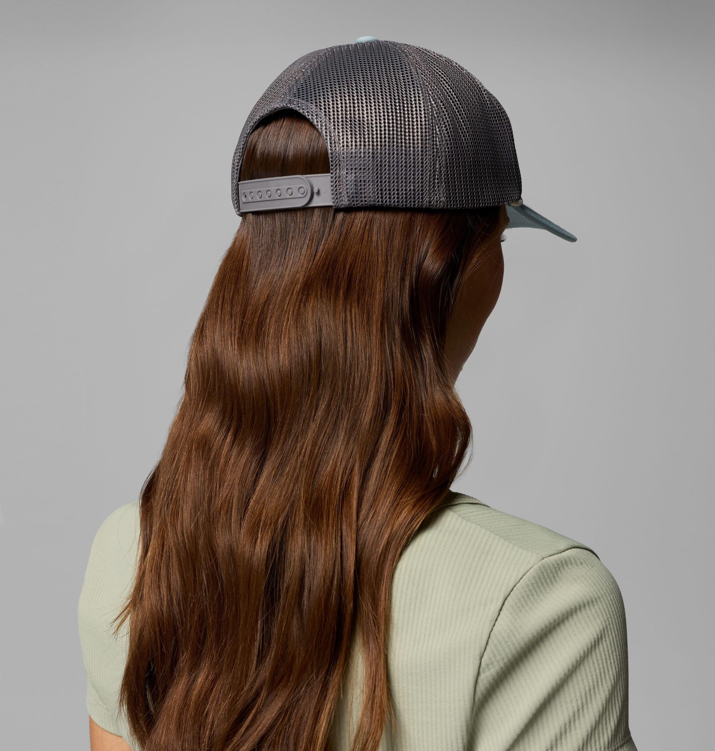 trailblaze snapback-pet