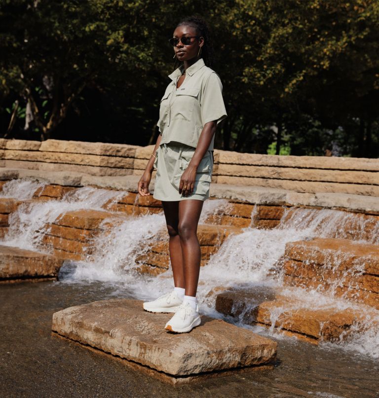 women elevated view cargo skort