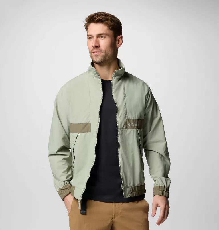 men spire valley windbreaker