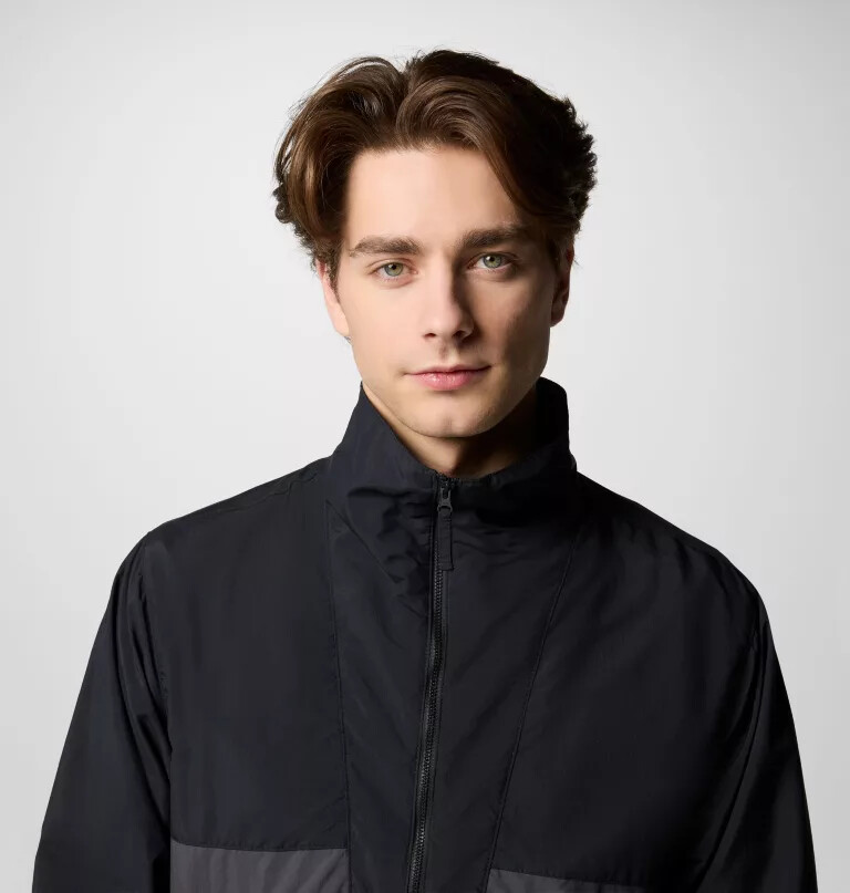 men spire valley windbreaker